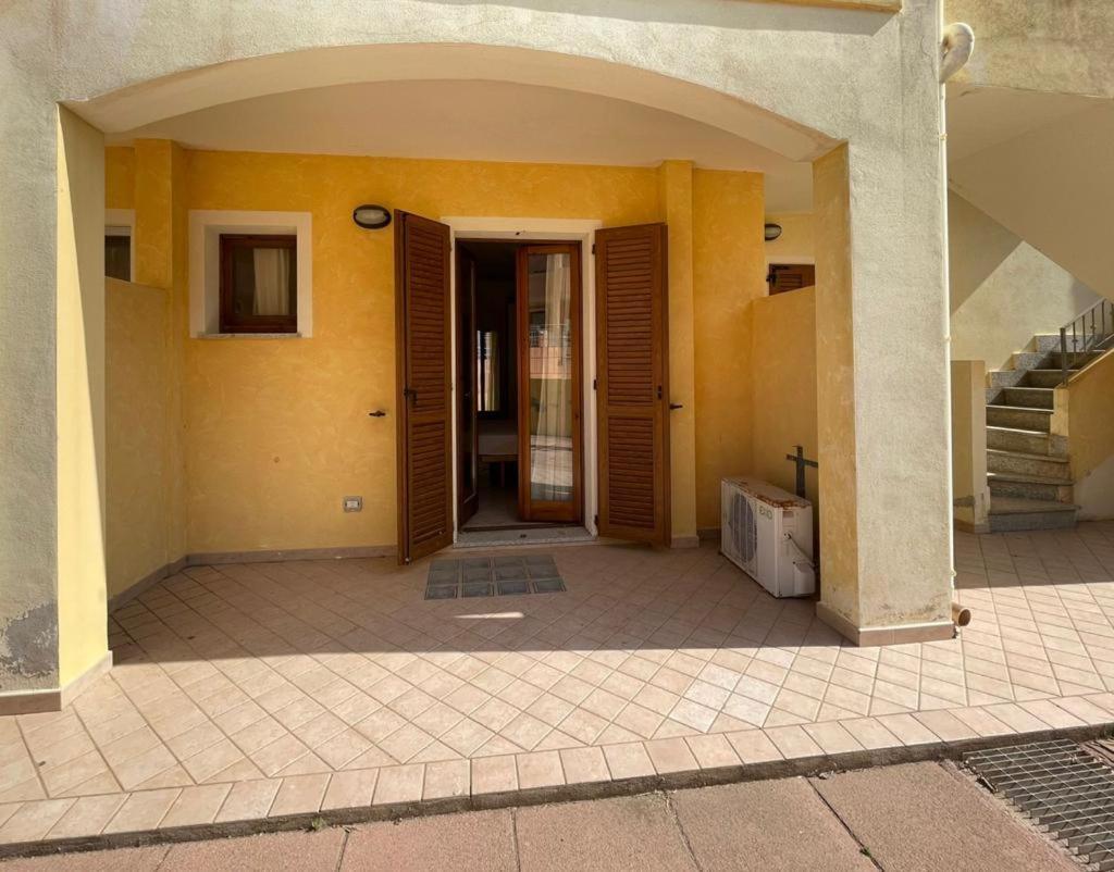 Residence La Spiga Кастельсардо Экстерьер фото